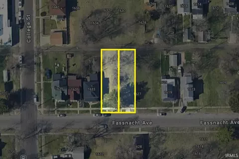 1629 Fassnacht Ave, South Bend, IN 46628