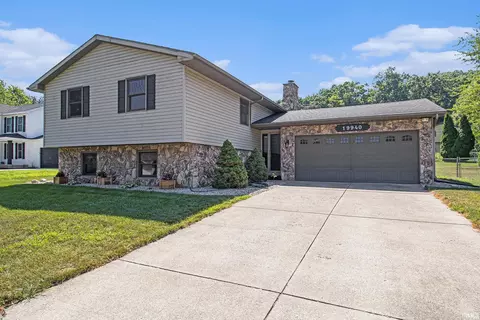 19940 Crosswynd Dr, Bristol, IN 46507
