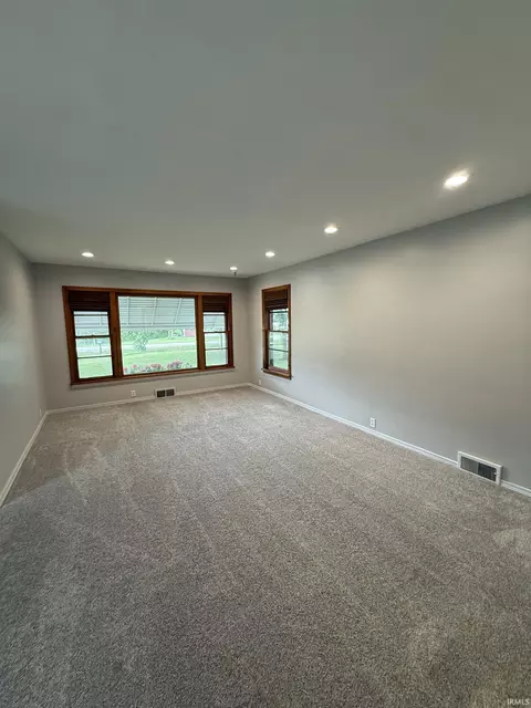 1145 S Wayne St, Waterloo, IN 46793 photo 5