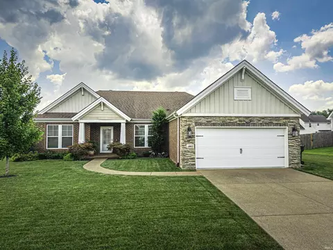 3817 Burlingame Dr, Evansville, IN 47725