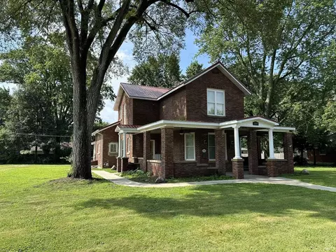 Exterior - 1006 E 6th St, Fowler, IN 47944 photo 1 of 6