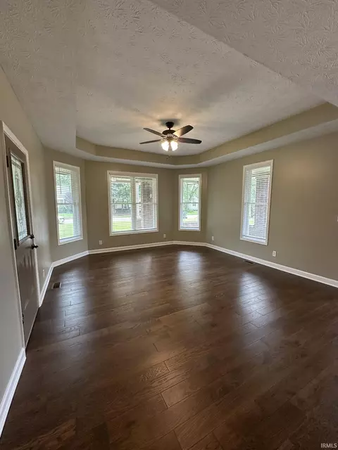 Living - 1006 E 6th St, Fowler, IN 47944 photo 2 of 5