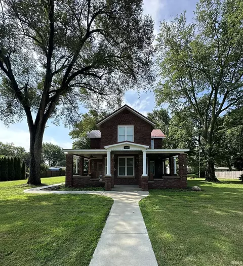 Exterior - 1006 E 6th St, Fowler, IN 47944 photo 2 of 6