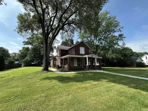 Exterior - 1006 E 6th St, Fowler, IN 47944 photo 5 of 6