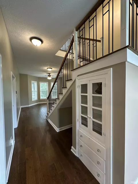 Entry Way - 1006 E 6th St, Fowler, IN 47944 photo 2 of 3