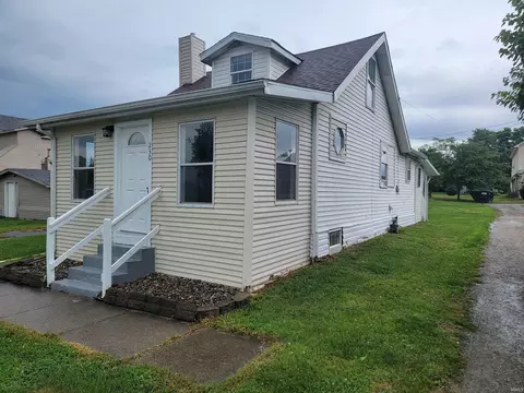 230 S Franklin St, Waterloo, IN 46793 photo 3