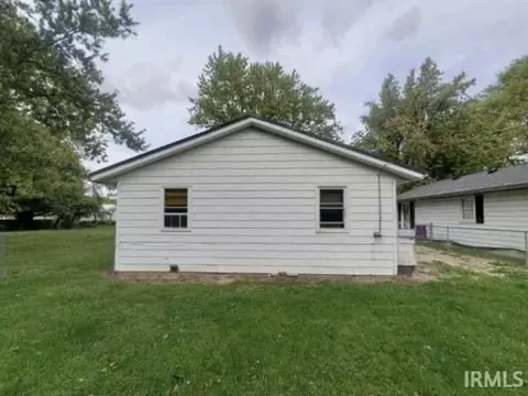 104 Rick Dr, Dunkirk, IN 47336 photo 3