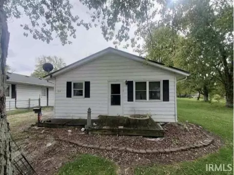 104 Rick Dr, Dunkirk, IN 47336