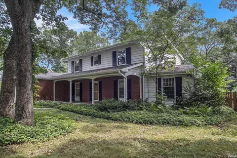 1506 Dogwood Dr, Elkhart, IN 46514