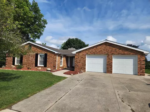 103 Deep Water Ct, Geneva, IN 46740