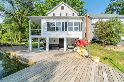 623 Lions Dr, Rome City, IN 46784