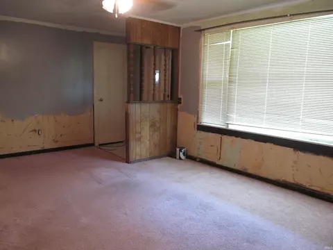 714 W Curry St, Mitchell, IN 47446 photo 8