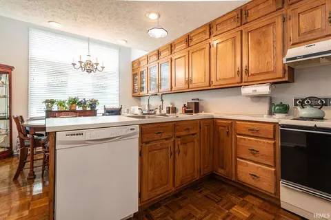 Kitchen - 2226 E Cape Cod Dr, Bloomington, IN 47401 photo 2 of 3