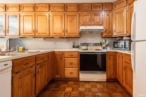 Kitchen - 2226 E Cape Cod Dr, Bloomington, IN 47401 photo 1 of 3