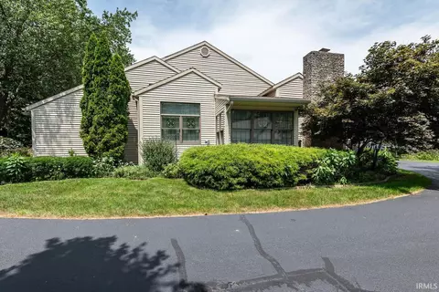 Exterior - 2226 E Cape Cod Dr, Bloomington, IN 47401 photo 3 of 4
