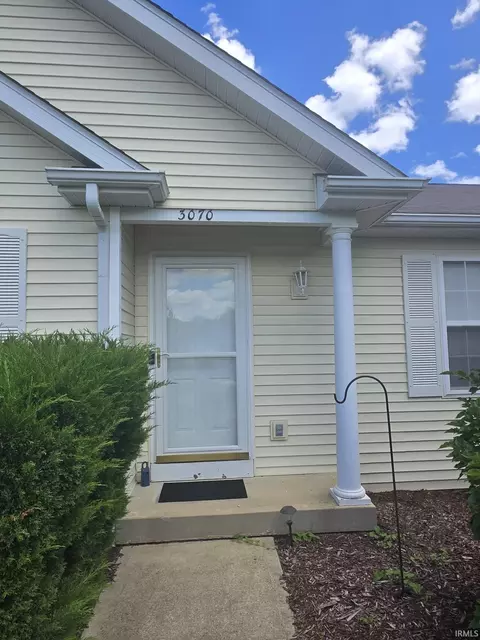 3070 N Cantlin Dr, Bloomington, IN 47404 photo 3