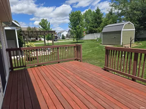 3070 N Cantlin Dr, Bloomington, IN 47404 photo 7