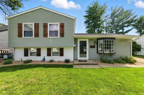 2307 Iroquois Trl, Lafayette, IN 47909