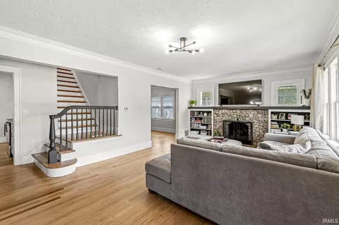 830 Ewing Ave, South Bend, IN 46613 photo 6