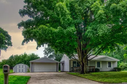 1906 Rosemont Ave, Warsaw, IN 46580