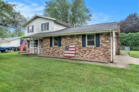 109 Greenway Dr, Goshen, IN 46526