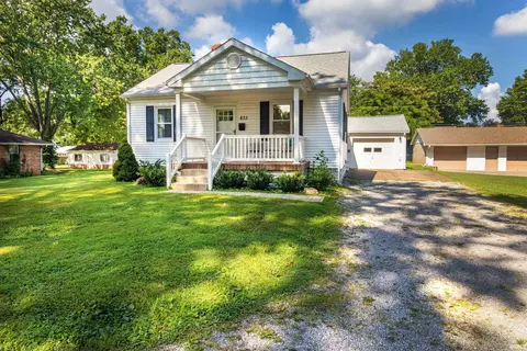 833 S Royal Ave, Evansville, IN 47715