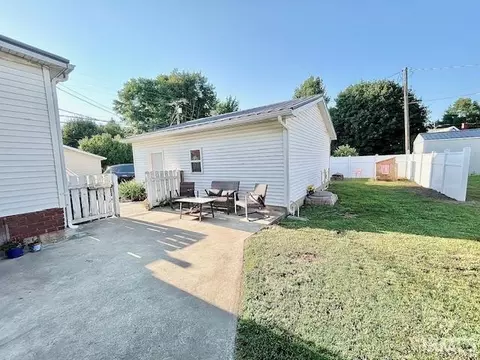 106 E Walnut St, Akron, IN 46910 photo 31