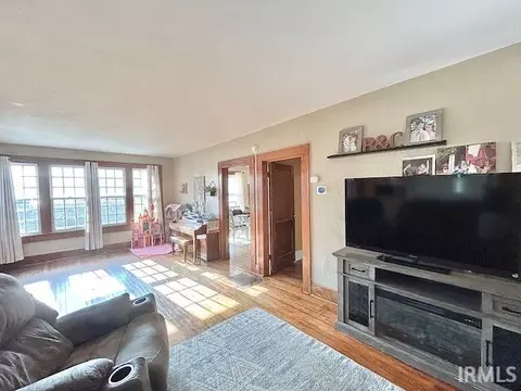 106 E Walnut St, Akron, IN 46910 photo 13