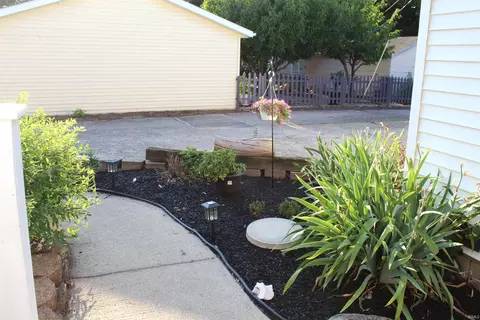 106 E Walnut St, Akron, IN 46910 photo 28