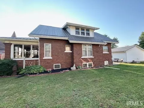 106 E Walnut St, Akron, IN 46910 photo 4