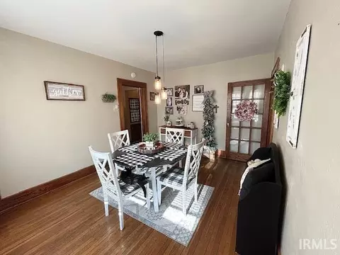 106 E Walnut St, Akron, IN 46910 photo 10