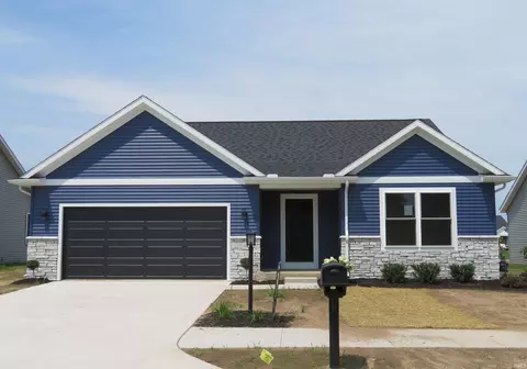 18485 Falcons Lair Ct, New Paris, IN 46553