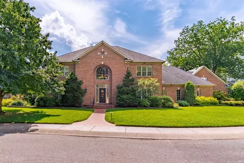 5405 Winthrop Ct, Evansville, IN 47715