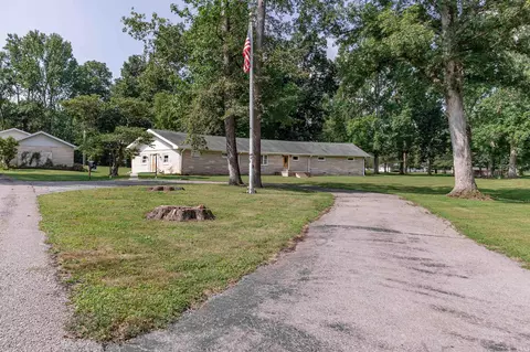 Exterior - 1372 Yockey Rd, Mitchell, IN 47446 photo 4 of 13