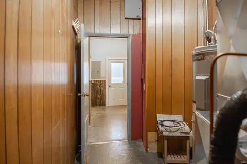 Entry Way - 1372 Yockey Rd, Mitchell, IN 47446 photo 1 of 1