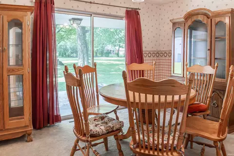 Dining - 1372 Yockey Rd, Mitchell, IN 47446 photo 1 of 1