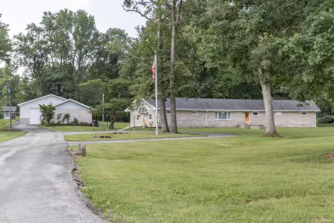 1372 Yockey Rd, Mitchell, IN 47446