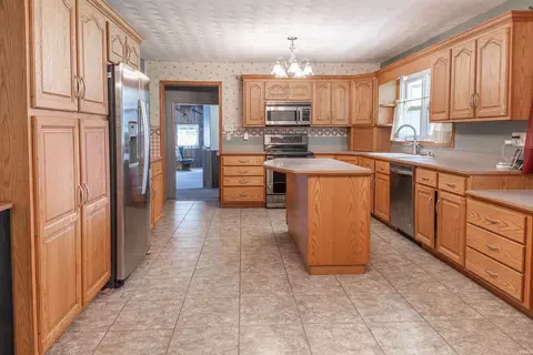 Kitchen - 1372 Yockey Rd, Mitchell, IN 47446 photo 3 of 3
