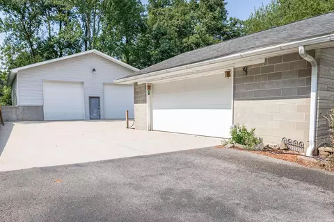 Exterior - 1372 Yockey Rd, Mitchell, IN 47446 photo 3 of 13