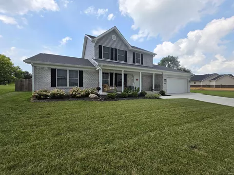 1317 N Wild Pine Dr, Yorktown, IN 47396