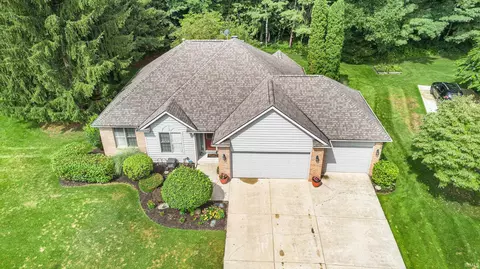 51291 Pembridge Ct, Granger, IN 46530 photo 1