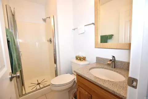 2008 E Waters Edge Dr, Bloomington, IN 47401 photo 14