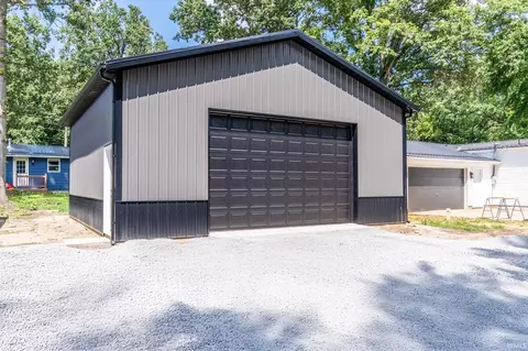 125 Lane 134 Turkey Lk, Hudson, IN 46747