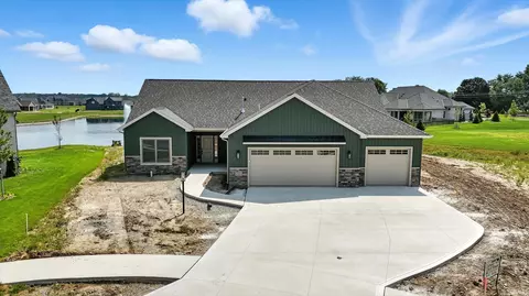 1361 Din Cv, Huntertown, IN 46748