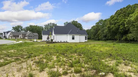 495 E Basalt Dr, Huntertown, IN 46748 photo 6