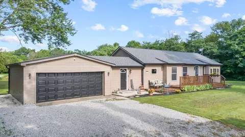 8915 N County Road 825w Rd, Elizabethtown, IN 47232
