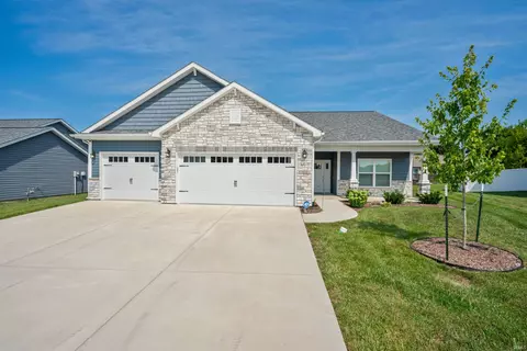 1816 Southridge Dr, Frankfort, IN 46041