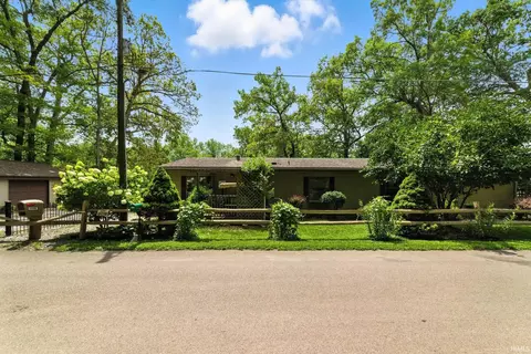 12154 W Horseshoe Bend Rd, Brookston, IN 47923