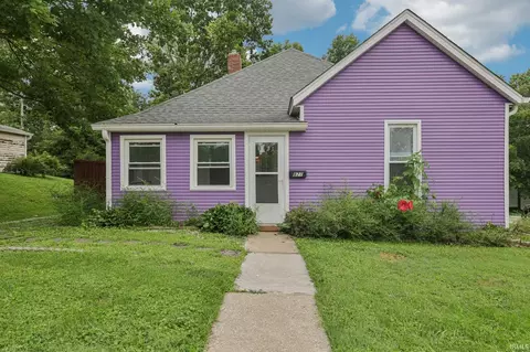 Exterior - 821 W 9th St, Bloomington, IN 47404 photo 1 of 6