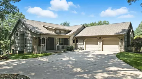 52255 Winding Waters Ln, Elkhart, IN 46514